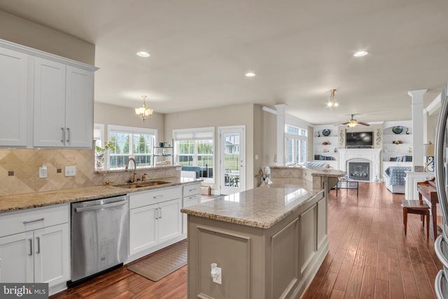 47 COUNTRY SIDE DRIVE, Carlisle, PA 17013