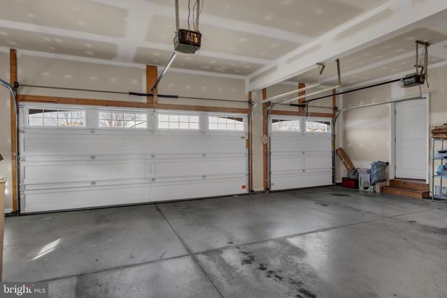 47 COUNTRY SIDE DRIVE, Carlisle, PA 17013