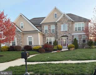 47 COUNTRY SIDE DRIVE, Carlisle, PA 17013