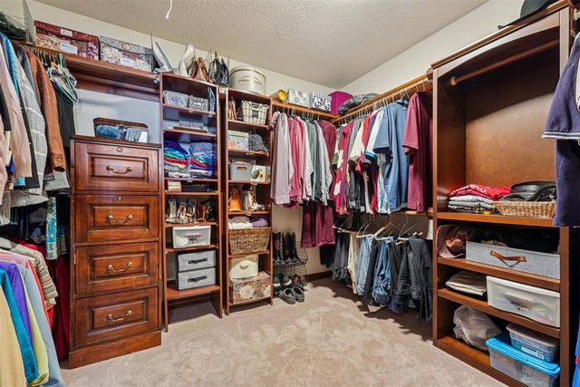 2305 E Main Street, Shawnee, OK 74801