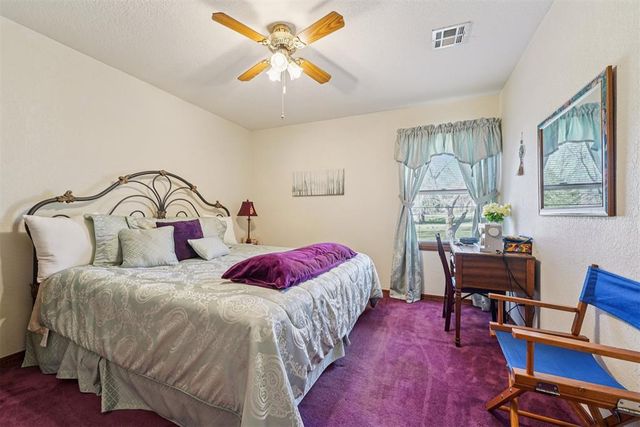 2305 E Main Street, Shawnee, OK 74801