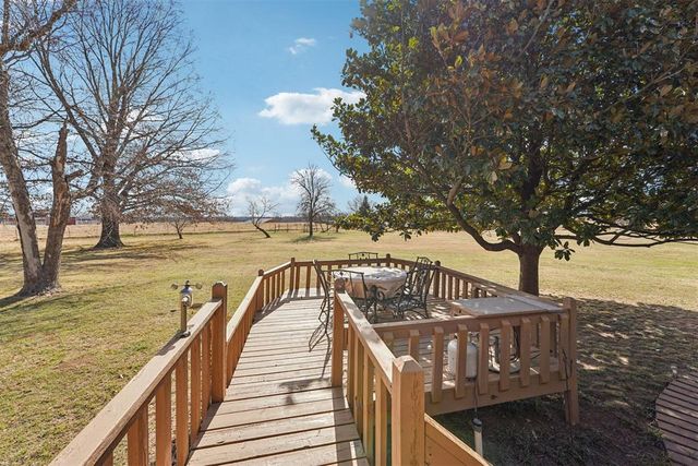 2305 E Main Street, Shawnee, OK 74801