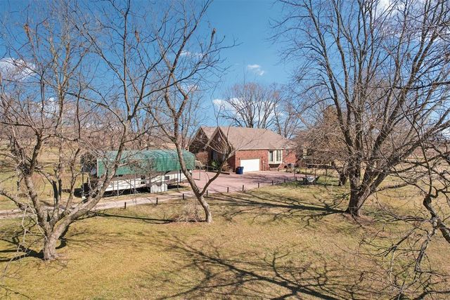 2305 E Main Street, Shawnee, OK 74801