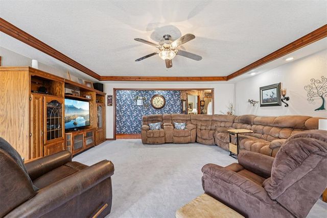 2305 E Main Street, Shawnee, OK 74801