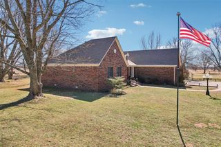 2305 E Main Street, Shawnee, OK 74801