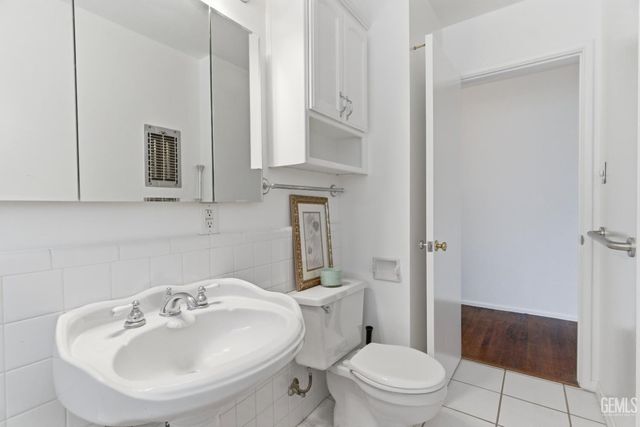 4629 Fishering Drive, Bakersfield, CA 93309