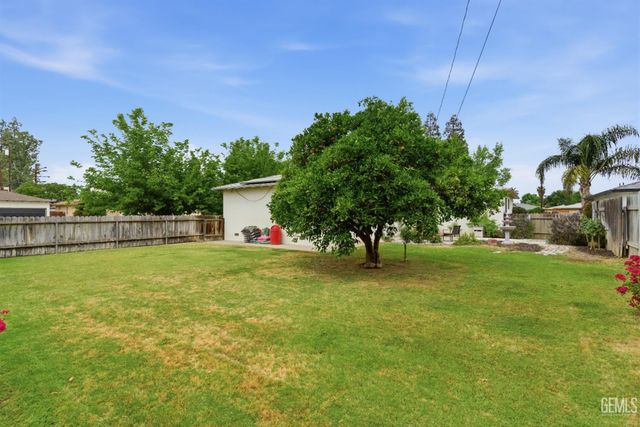 4629 Fishering Drive, Bakersfield, CA 93309