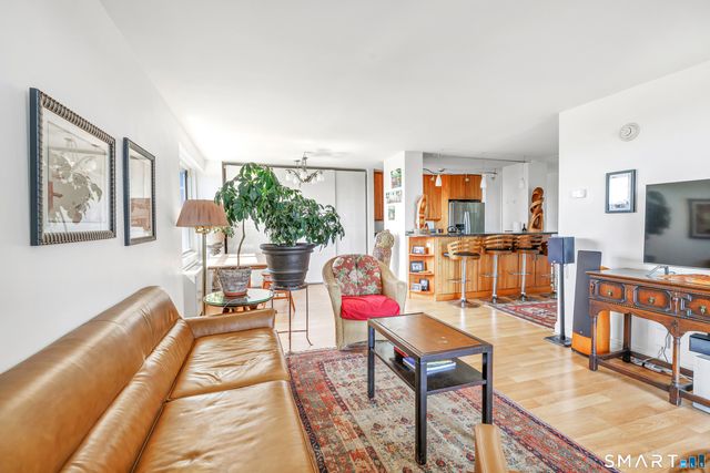 2625 Park Avenue PHD, Bridgeport, CT 06604