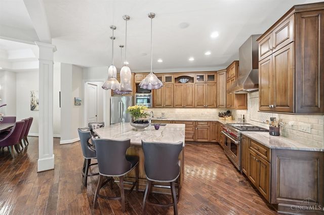 10260 Pendery Drive, Montgomery, OH 45242