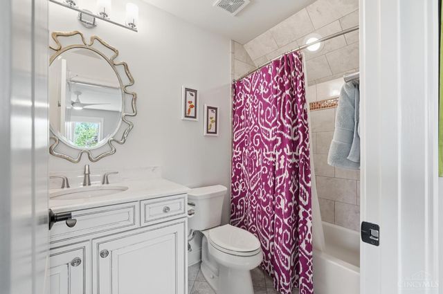 10260 Pendery Drive, Montgomery, OH 45242