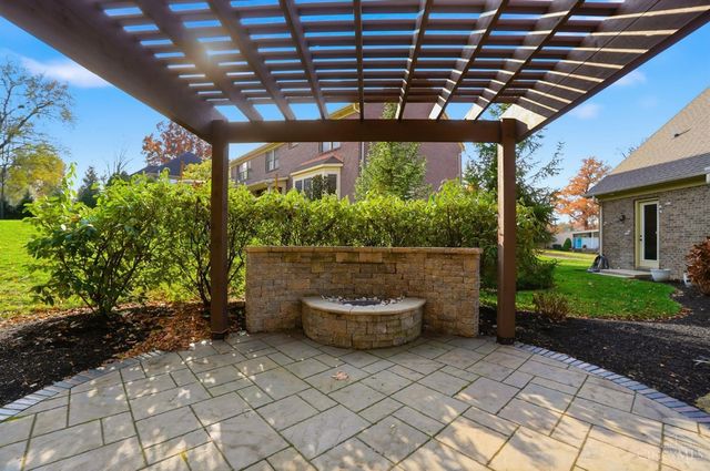 10260 Pendery Drive, Montgomery, OH 45242