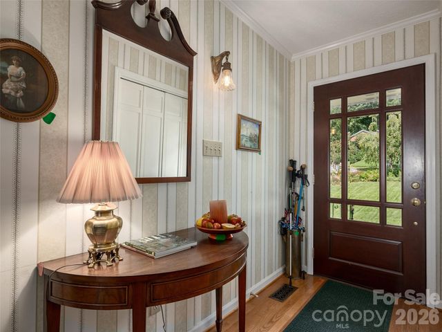 440 Sondley Woods Place, Asheville, NC 28805