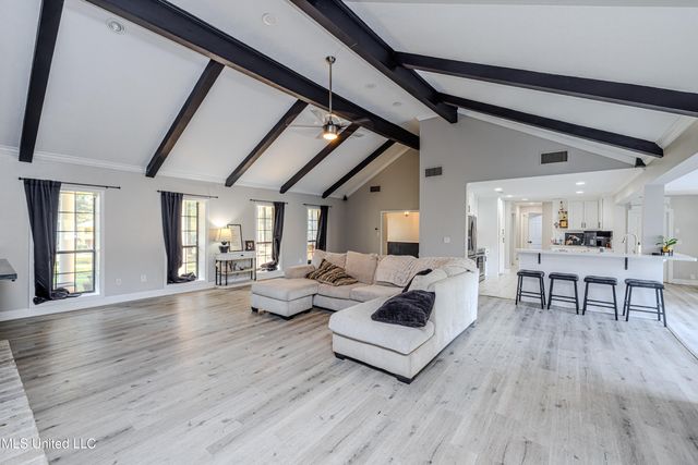 28 Deerfield Drive, Madison, MS 39110