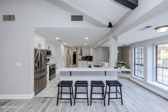 28 Deerfield Drive, Madison, MS 39110