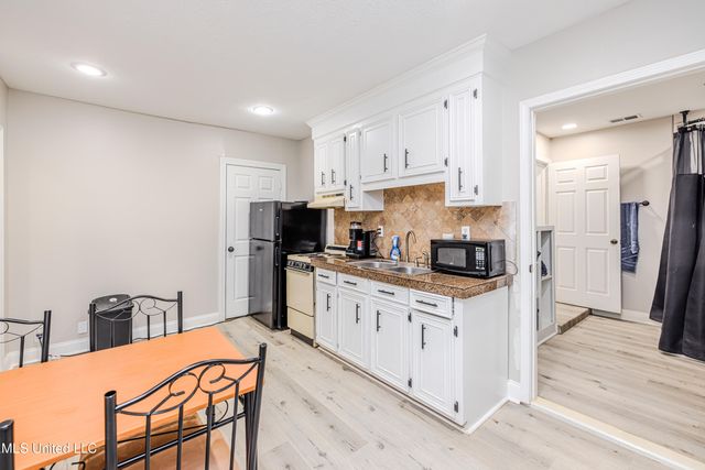 28 Deerfield Drive, Madison, MS 39110