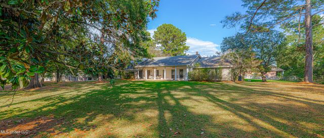 28 Deerfield Drive, Madison, MS 39110