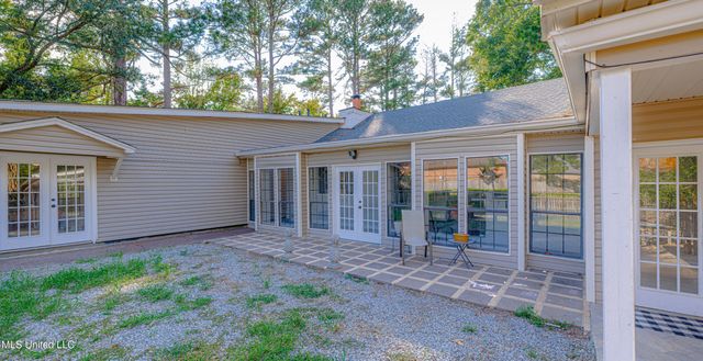 28 Deerfield Drive, Madison, MS 39110