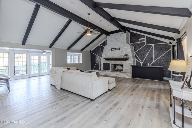 28 Deerfield Drive, Madison, MS 39110