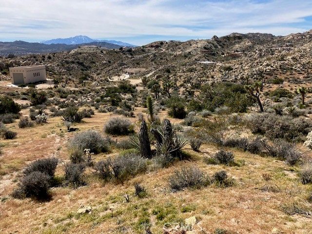 57296 Manzanita, Yucca Valley, CA 92284