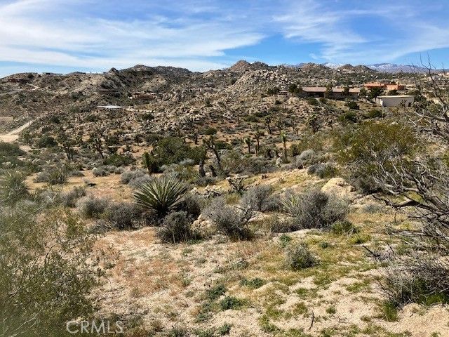 57296 Manzanita, Yucca Valley, CA 92284