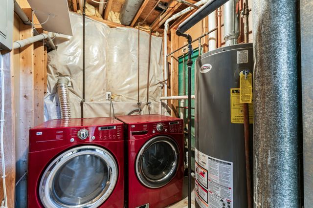 916 E Village Circle SE, Rochester, MN 55904