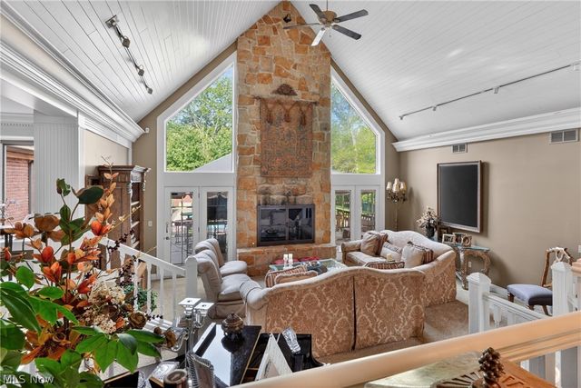 6145 Pebble Beach Court, Canfield, OH 44406