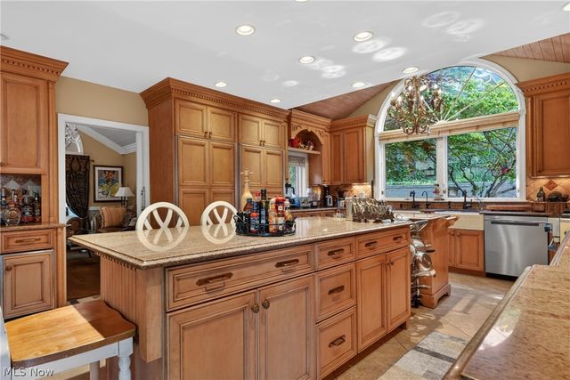 6145 Pebble Beach Court, Canfield, OH 44406