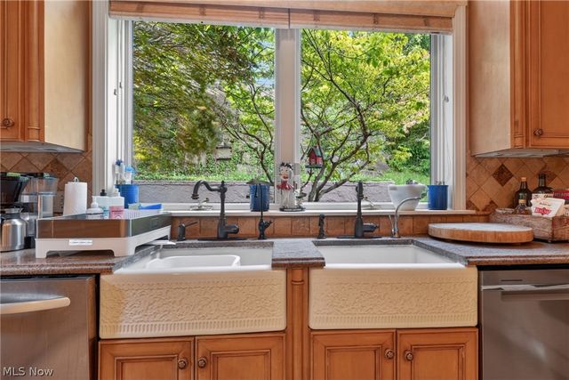 6145 Pebble Beach Court, Canfield, OH 44406