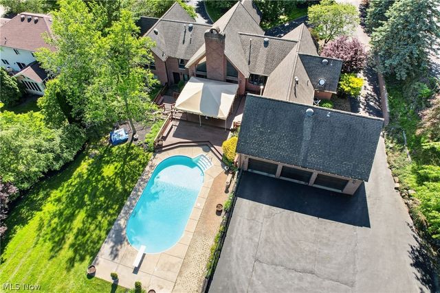 6145 Pebble Beach Court, Canfield, OH 44406