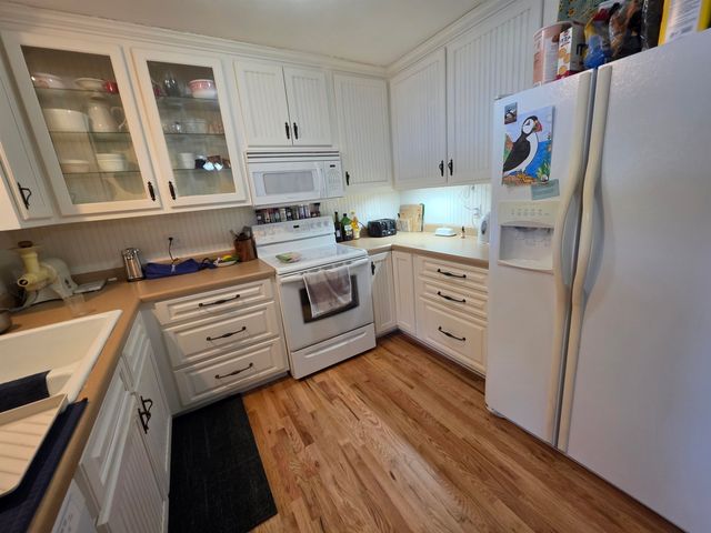 14 W Lake Estates Circle, Cherokee Village, AR 72529
