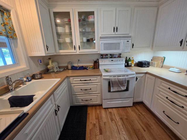 14 W Lake Estates Circle, Cherokee Village, AR 72529
