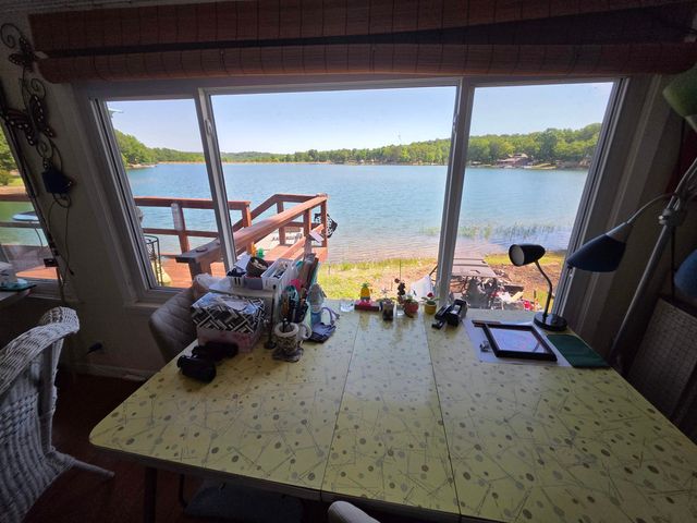 14 W Lake Estates Circle, Cherokee Village, AR 72529