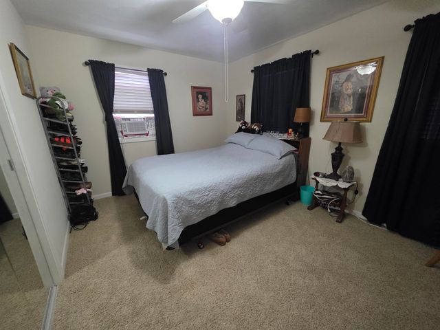 14 W Lake Estates Circle, Cherokee Village, AR 72529