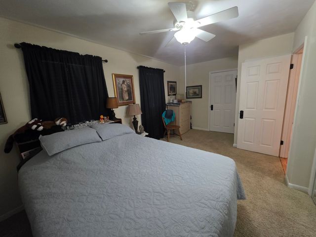 14 W Lake Estates Circle, Cherokee Village, AR 72529