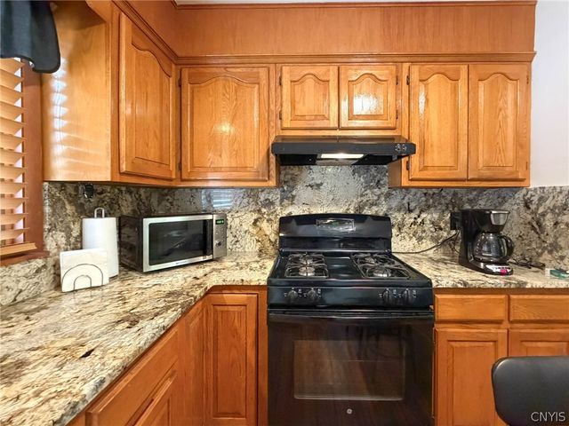 450 Lee Boulevard, Utica, NY 13502