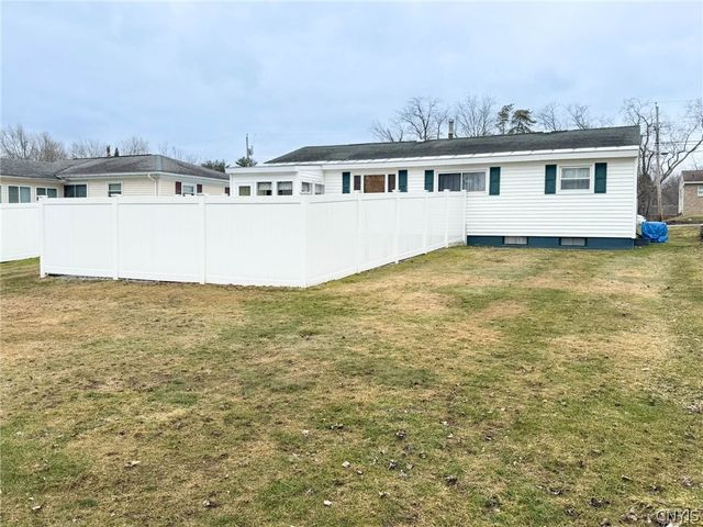 450 Lee Boulevard, Utica, NY 13502