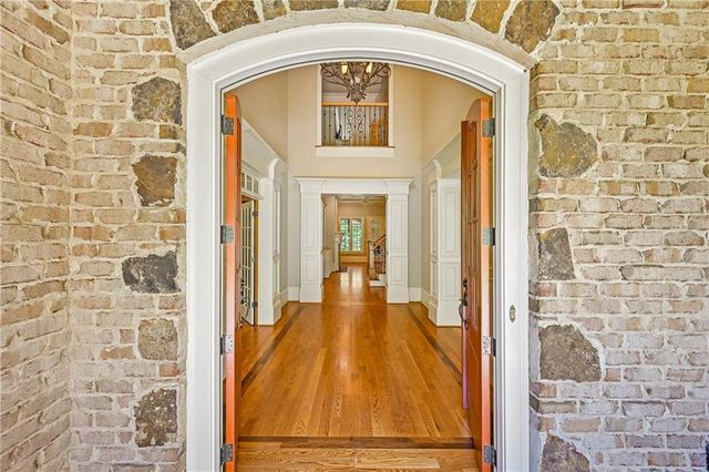 880 Crabapple Hill, Alpharetta, GA 30004