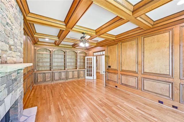 880 Crabapple Hill, Alpharetta, GA 30004