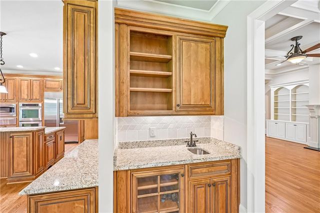 880 Crabapple Hill, Alpharetta, GA 30004