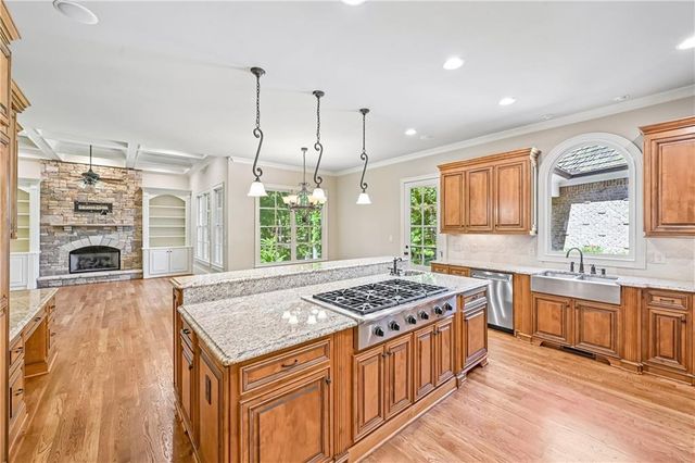 880 Crabapple Hill, Alpharetta, GA 30004