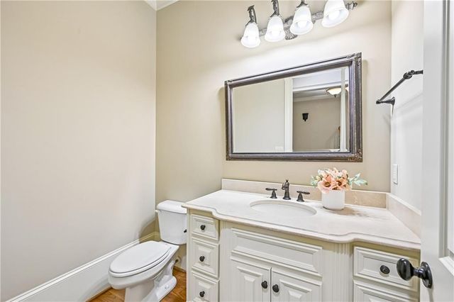 880 Crabapple Hill, Alpharetta, GA 30004