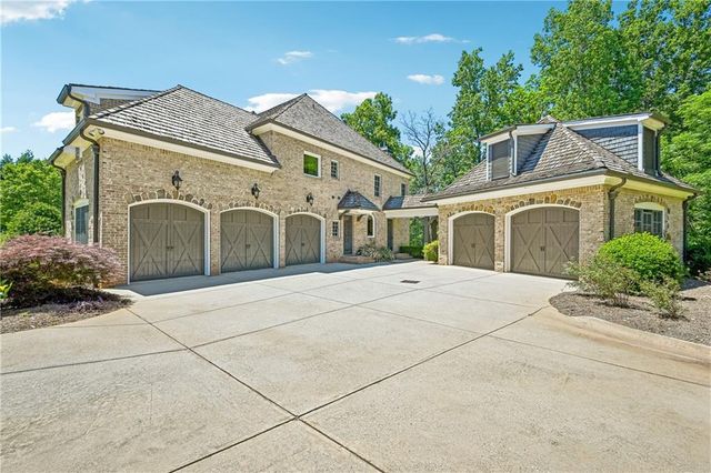 880 Crabapple Hill, Alpharetta, GA 30004