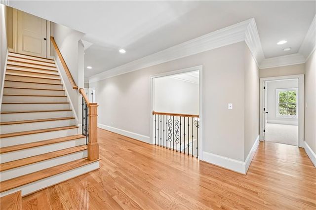 880 Crabapple Hill, Alpharetta, GA 30004