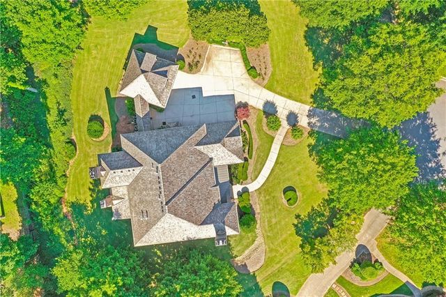 880 Crabapple Hill, Alpharetta, GA 30004
