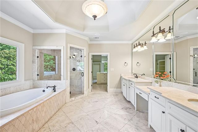 880 Crabapple Hill, Alpharetta, GA 30004