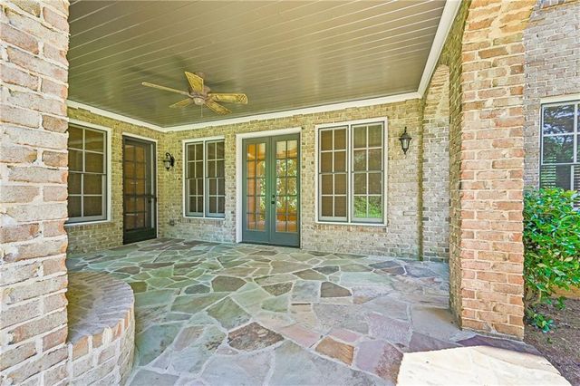 880 Crabapple Hill, Alpharetta, GA 30004