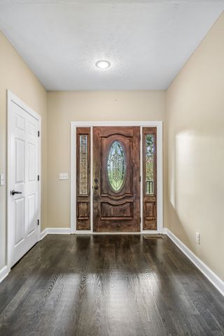 335 Hankins Ln, Hartsville, TN 37074