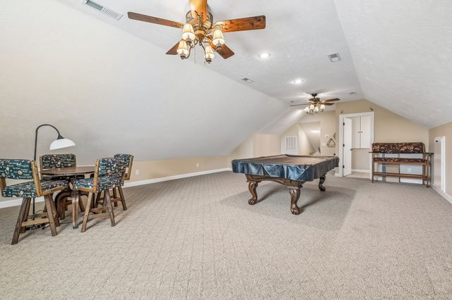335 Hankins Ln, Hartsville, TN 37074