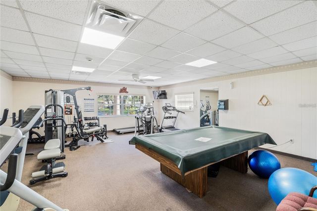 215 WILLOW OAK LANE, Sarasota, FL 34237