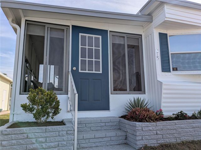 215 WILLOW OAK LANE, Sarasota, FL 34237